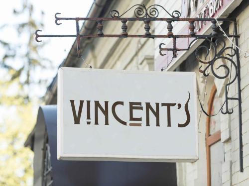 Vincent Street Sign